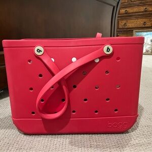 Bogg pool bag. 18 by 9 inches. Red.